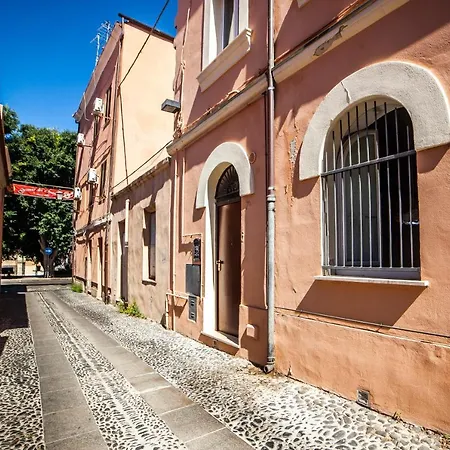 Al Centro Di *
